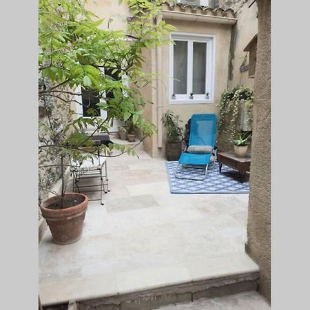 Maison De Village Avec Cour Aux Portes D'Avignon Entraigues-sur-la-Sorgue ภายนอก รูปภาพ
